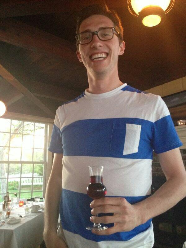 RunToParty's tweet photo. Boil boil, toil and trouble #SlowGinFizz #HarrisonPotter #Slytherin http://t.co/216YwWGSh9