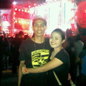 DefiLova's tweet photo. SOUNDRENALIN surabaya.... http://t.co/XaeFSnCbgI