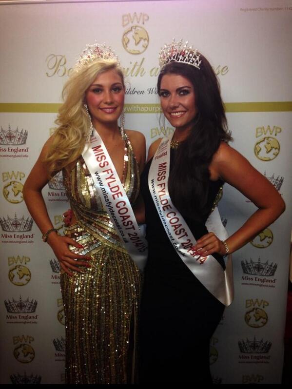 MissFylde2013's tweet photo. Ladies and gents... Your NEW miss fylde coast... Decia!!! 😊❤👑 #missfyldecoast http://t.co/xFd1Z7Vs5V