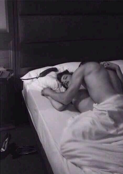 SexualBeaut's tweet photo. {Slides this into @TaylcrLaut's mentions} http://t.co/krcN55W2jS