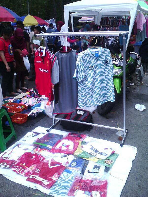 jerseyretroyog's tweet photo. Selamat pagi yogya, lagi pada ngapen ni? http://t.co/l6RwV1NQsN