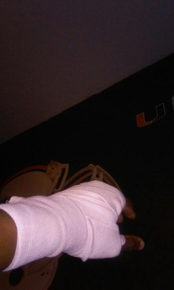 SpeedySims's tweet photo. Balled too hard lol http://t.co/RBRRlDtGsA