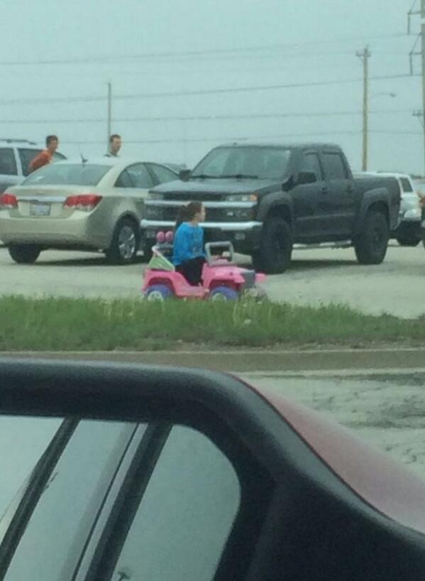 YOU GUYS THIS GIRL DROVE A PINK BARBIE JEEP TO SCHOOL