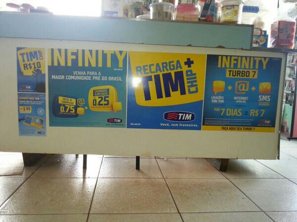 SIGMARRODRIGUES's tweet photo. Melhoramento continuo #padrãofifa @rcdresch @jonathansarment @guleitesilva @CleussoR @MagdaRorato @cleitonquarelli http://t.co/YLfCIiwjNV