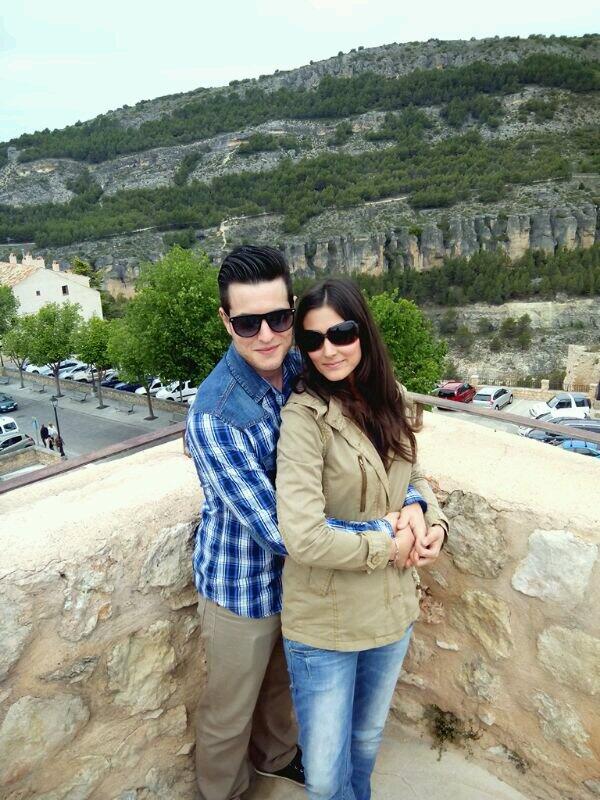 miguel_gomez_8's tweet photo. Muchísimas Felicidades cariño! Que sigas cumpliendo años a mi lado pequeña! Te quiero preciosa! @Sandrita_sym http://t.co/BozPFUZfag