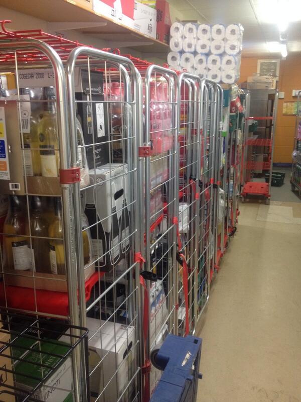 Mark_Westacott's tweet photo. @HowesNigel @Chriskilmore38 busy weekend = 10 cages of backstock gone! http://t.co/xr1YmvW0IP
