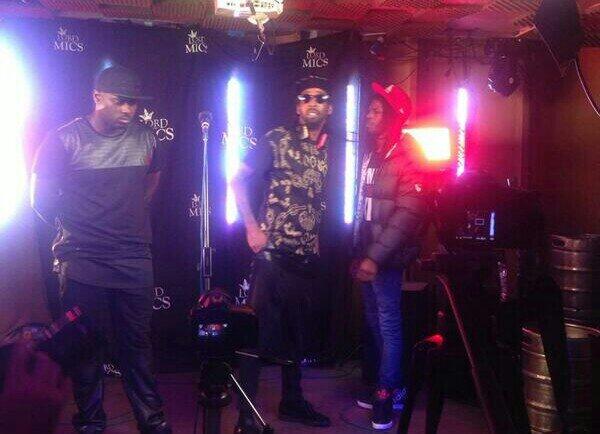 PMoney's tweet photo. Them skinny jeans are mad http://t.co/t7qVk8z3Li