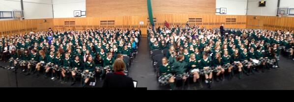 An Bronnadh Scoile 2014
Slán le Bliain a 6 :)