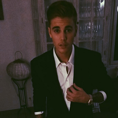 Eet840Iooo's tweet photo. "@Angelin83428404: #rt jeśli twoim zdaniem Justin jest przystojny   #JustinBieberComeToPoland http://t.co/fbwHR0rRcl"