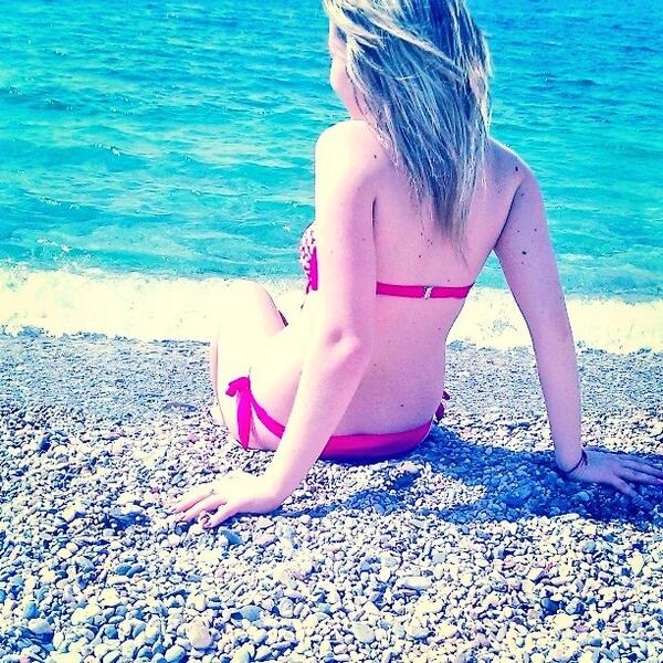 ankutza7's tweet photo. Se vive mejor sin esperar nada de nadie ;) http://t.co/ht2jHEtDQl