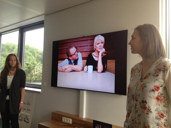 Toon's tweet photo. Introducing cruel Monday morning pitch rehearsels at #NestUp where @weginger is breaking the startup ice :) http://t.co/M8UsE8qD21