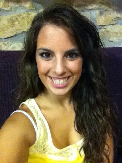 bysandrapalenci's tweet photo. Llega el lunes y hay que ponerle una sonrisa! 😁 http://t.co/MOmS9EhFEI