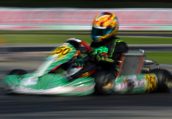 Fuerza <a href="/AdrianMKarting/">Adrián Muñoz</a>! Deseamos verte muy pronto en la pista!!