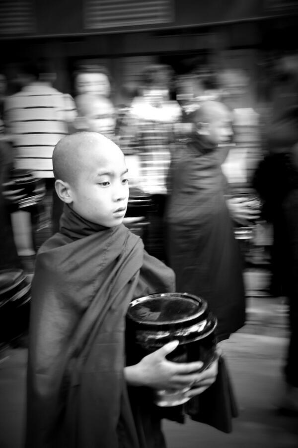 lonelyplanet's tweet photo. Beautiful shot RT @LooseBall00n: A young novice monk during morning alms at Amarapura #Myanmar #lp #travel #ttot http://t.co/SIv7RcLE33