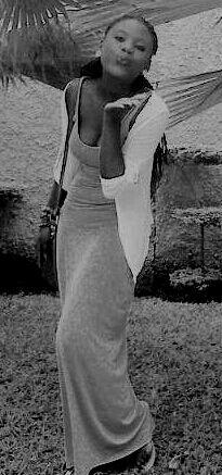 IngridSimz's tweet image. 