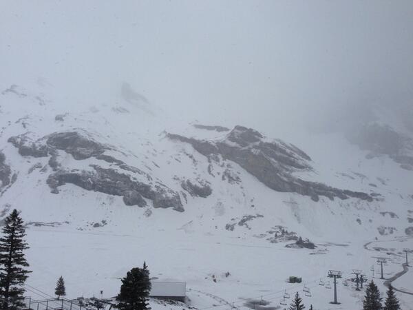 sj_nk's tweet photo. Wow Swiss Alps http://t.co/LdRQ187EA1