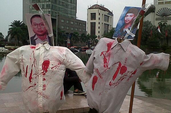 Mahasiswa Trisakti Desak Pemerintah Selesaikan Kasus Pelanggaran HAM metrotvn.ws/A240854