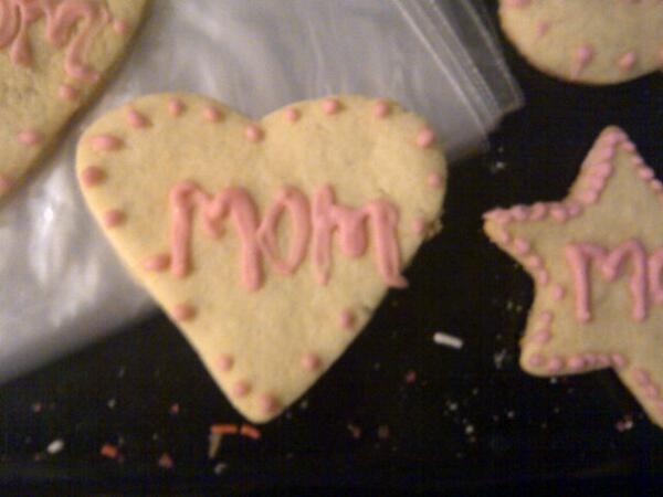 LordPrawnZA's tweet photo. Those were the Mother's Day cookies we were giving away yesterday!!! Yummmmmy! http://t.co/p6BNPvpL4a