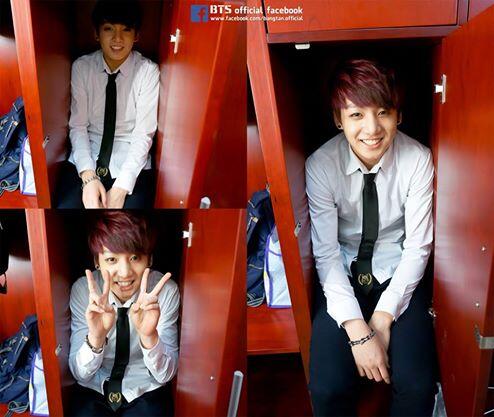 BTS_United's tweet photo. [OFFICIAL FACEBOOK]  #방탄소년단 The 2nd V chart Award 현장 업데이트! #정국 Jungkook 13 http://t.co/9CtnQ3ZGc1