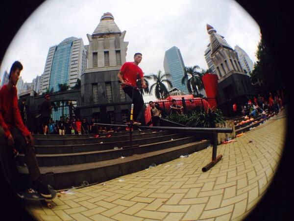 Best trick backside feeble <a href="/azziaro/">Azziaro Saputra</a> at Wall's Day