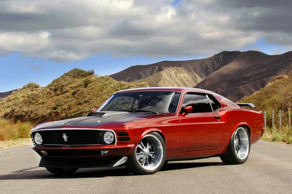 FastCarDaily's tweet image. Its the start of the day and looks like were going muscle for the day with #MuscleMonday
