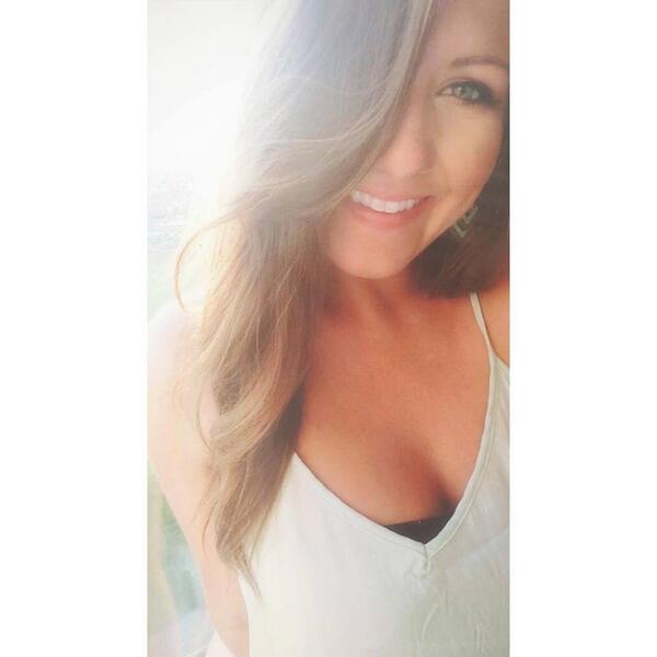 BayshoreBody's tweet photo. 1. Take a Hot Selfie. 2. Send it to us. 3. Get Famous! http://t.co/dw7mJMToAx