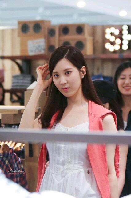 Ksgicey's tweet photo. Seocim #openfollow for all RP ^^ yang masih melek ye ~ JFB !! TL bantuin gw :( http://t.co/NccRCLyfpy