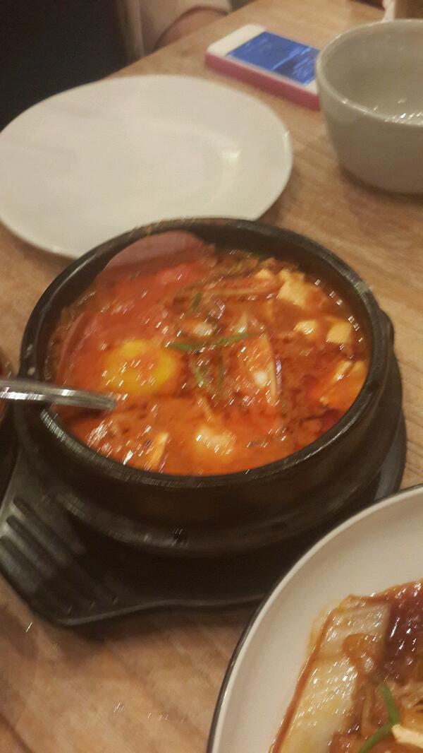 Evii_chan's tweet photo. @Kimchigrand_id sundubu http://t.co/x2MHaoOksM