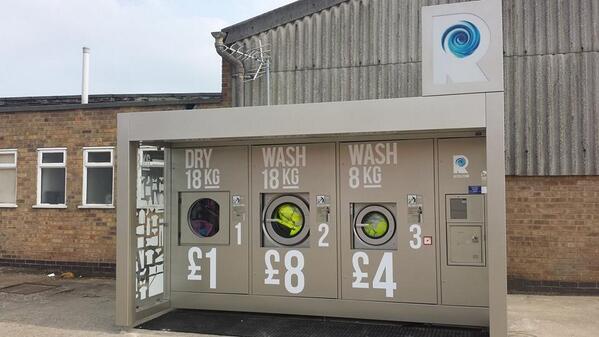 RevolutionWash's tweet photo. Wash and dry your laundry, duvet, pillows while visiting #Holdingham garage #Hockmeyermotors #Sleaford #Lincolnshire http://t.co/nz8ZdhlqkF