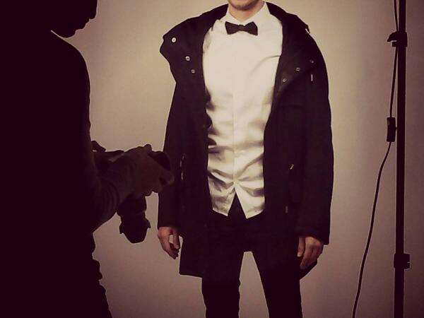ALANDIAZSITE's tweet photo. Recordando momentos muy especiales...la sesión fotográfica para la promoción!! http://t.co/W8o3mOjR1T