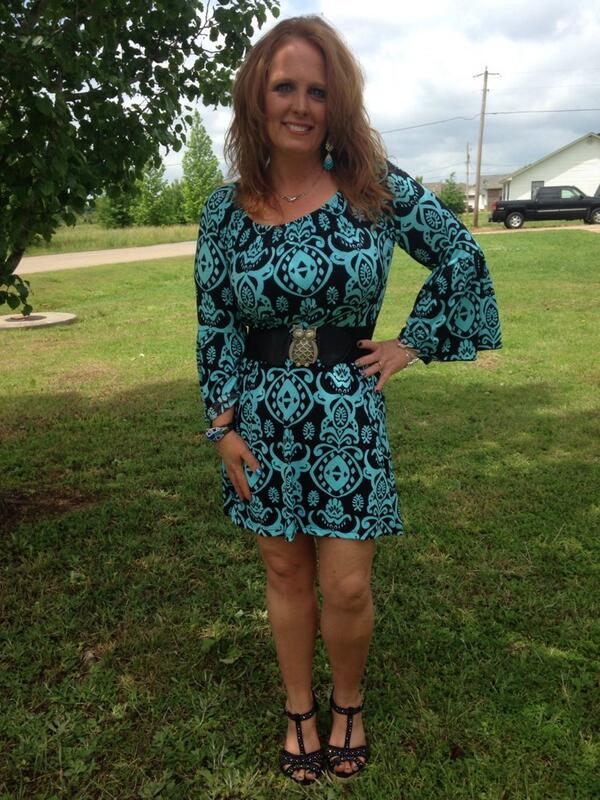 Wife2Tim's tweet photo. Me!  So happy with my weight loss maintenance!  Go me!! http://t.co/A1UIPloPYk