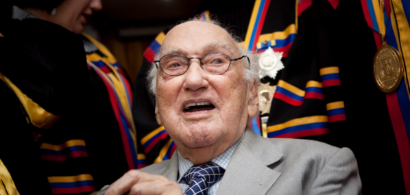 NTN24ve's tweet photo. #UltimaHora Murió Jacinto Convit, el ilustre médico y científico venezolano que encontró la cura para la lepra http://t.co/HgVBaQjGRF