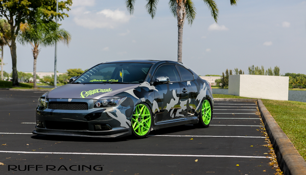 ruff_wheels's tweet photo. Lime Green R351's! #ruffracing http://t.co/d0UIlVsQGw