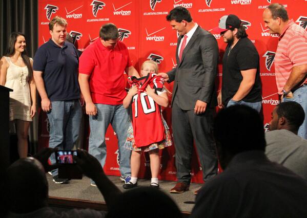 Yonatan CL (@yonatan_cl) on Twitter photo "<a href="/nfl/">NFL</a>: Which team made the top moves during #NFLDraft
Best/Worst <a href="/HarrisonNFL/">Elliot Harrison</a> on.nfl.com/1qwgfEQ "<a href="/karlabarajas/">Karla Barajas</a> "<a href="/nfl/">NFL</a>: Which team made the top moves during #NFLDraft
Best/Worst <a href="/HarrisonNFL/">Elliot Harrison</a> on.nfl.com/1qwgfEQ "<a href="/karlabarajas/">Karla Barajas</a>