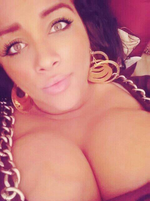 HAPPY Monday.....have you guys seen my last couple of tweets? http://t.co/2r9EzsrTW3<a href="/tag/latina"class="tags"><span>#latina</span></a><a href="/tag/horny"class="tags"><span>#horny</span></a><a href="/tag/boobs"class="tags"><span>#boobs</span></a><a href="/tag/keepingitreal"class="tags"><span>#keepingitreal</span></a>