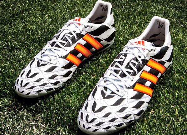 SickFootyCleats tweet picture
