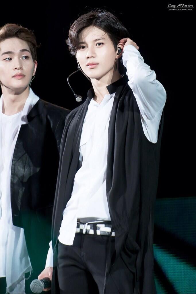 BncyYlZCQAA36LA.jpg:large