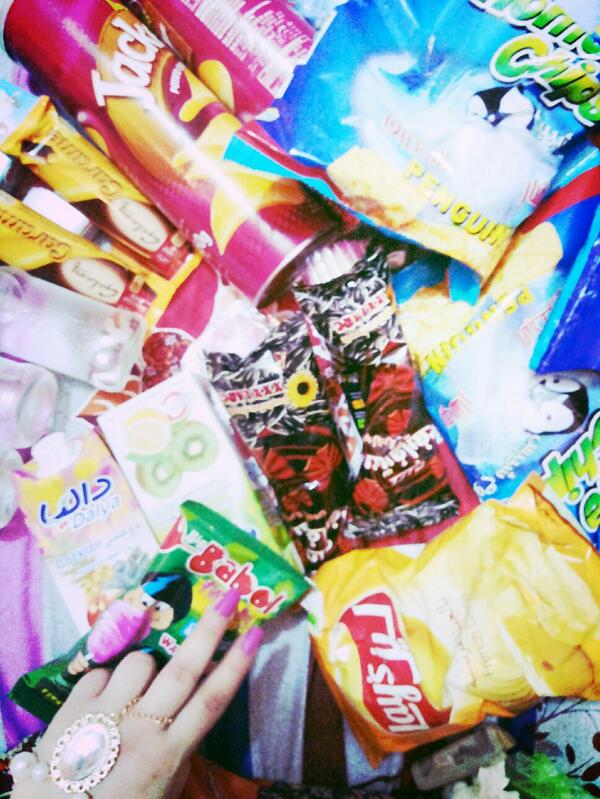 ♢♡ أمـمـم ماأحـب أگـل وماأگـؤل تفضــلوو😉 ♢  يلا عـاد تفضـلو😄