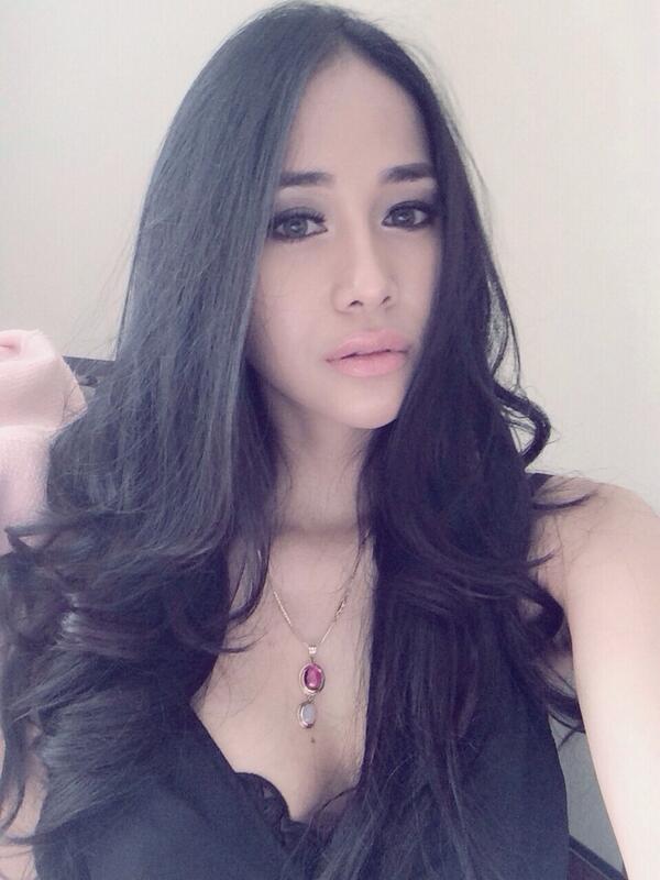 indahsavannah's tweet photo. 💋 http://t.co/JxbwqazVj0