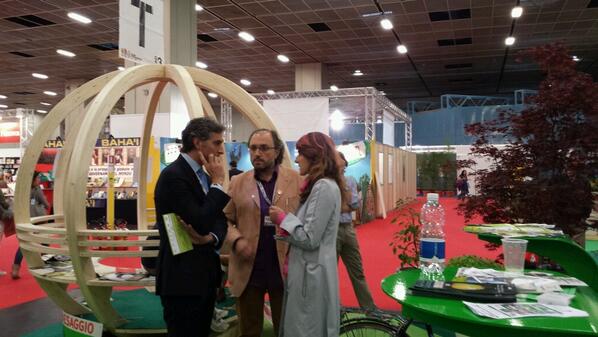 Ultima #promessa mantenuta <a href="/SalonedelLibro/">Salone Libro Torino</a> con il saluto agli amici di #AIAPP #NutrirsiDiPaesaggio #SalTo14