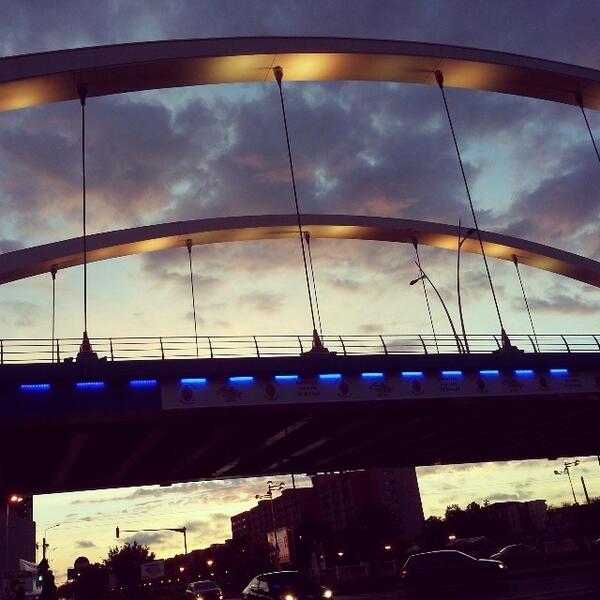 LoloableStuff's tweet image. Wtf, Spring? :( #nomorerain #spring #Basarab #Bucharest #Romania #weather #sunset