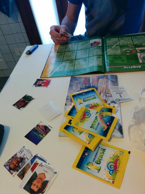 silviously's tweet image. Eccoci, #fifaworldcup io e @TetsuoHirashi siamo pronti! #figurinepanini #FIFAPaniniCode