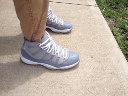 UserKicks's tweet image. @CaleFree6 wearing his cool grey 11s today