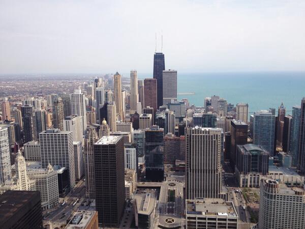 EdelmanPortland's tweet photo. .@megumikato had the opportunity to work from our @EdelmanCHI office last week. Check out this stunning #edelview: http://t.co/PH3AseaMMU