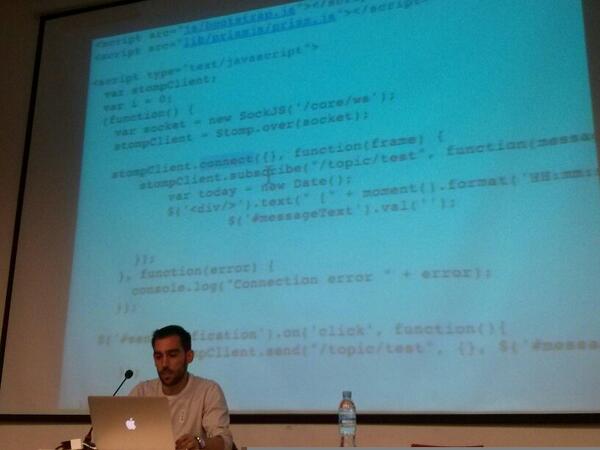 BarcelonaJUG's tweet image. Y al final vemosue q las llamadas a través de JS con #SockJS son muy simples de implementar del servidor con #Spring