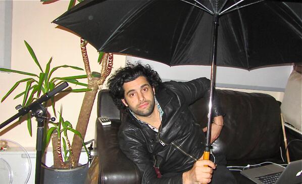 ArchieSputnik's tweet image. In studio 2day with Gabby from  -Z-   Rain stops play again ....Damn !!  #IndieRock