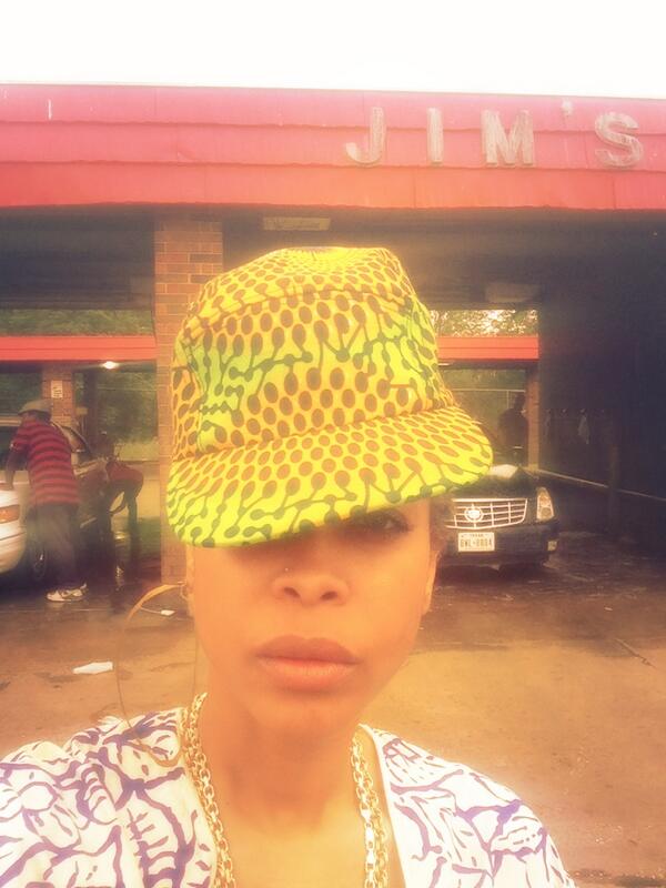 fatbellybella tweet picture