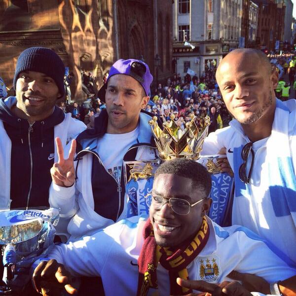MicahRichards's tweet photo. ❤️❤️❤️❤️ http://t.co/pKuL7sgHD7