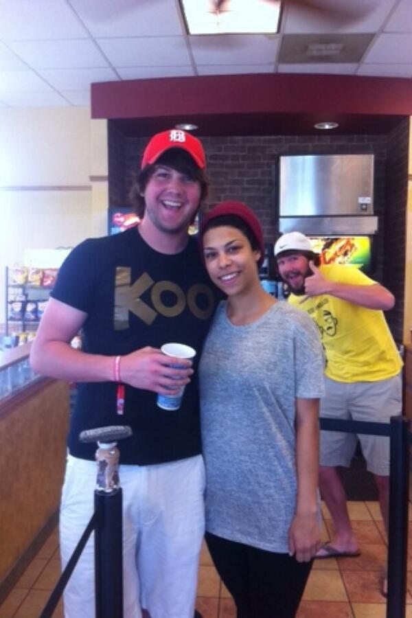 BarlowRadio's tweet image. Ran into @PhoxBand at a Subway in South Carolina #SuperRandom #MarryMe