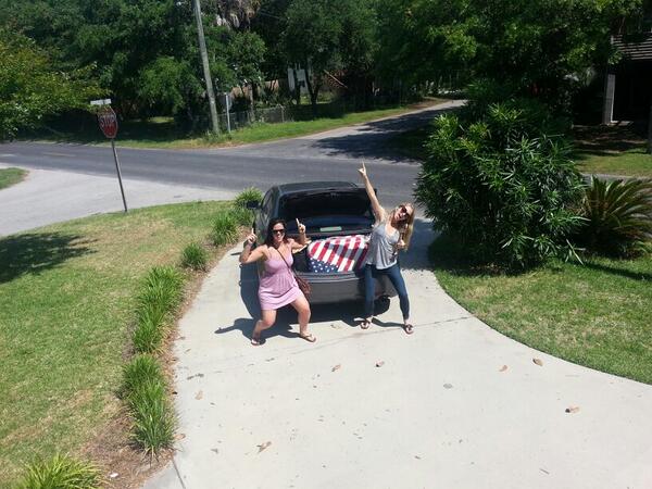 jessica_few's tweet photo. MERICA!!!!! #TPCOLC14 #tpco @telet82 @bailsb3 http://t.co/cS3Tq4ntlt